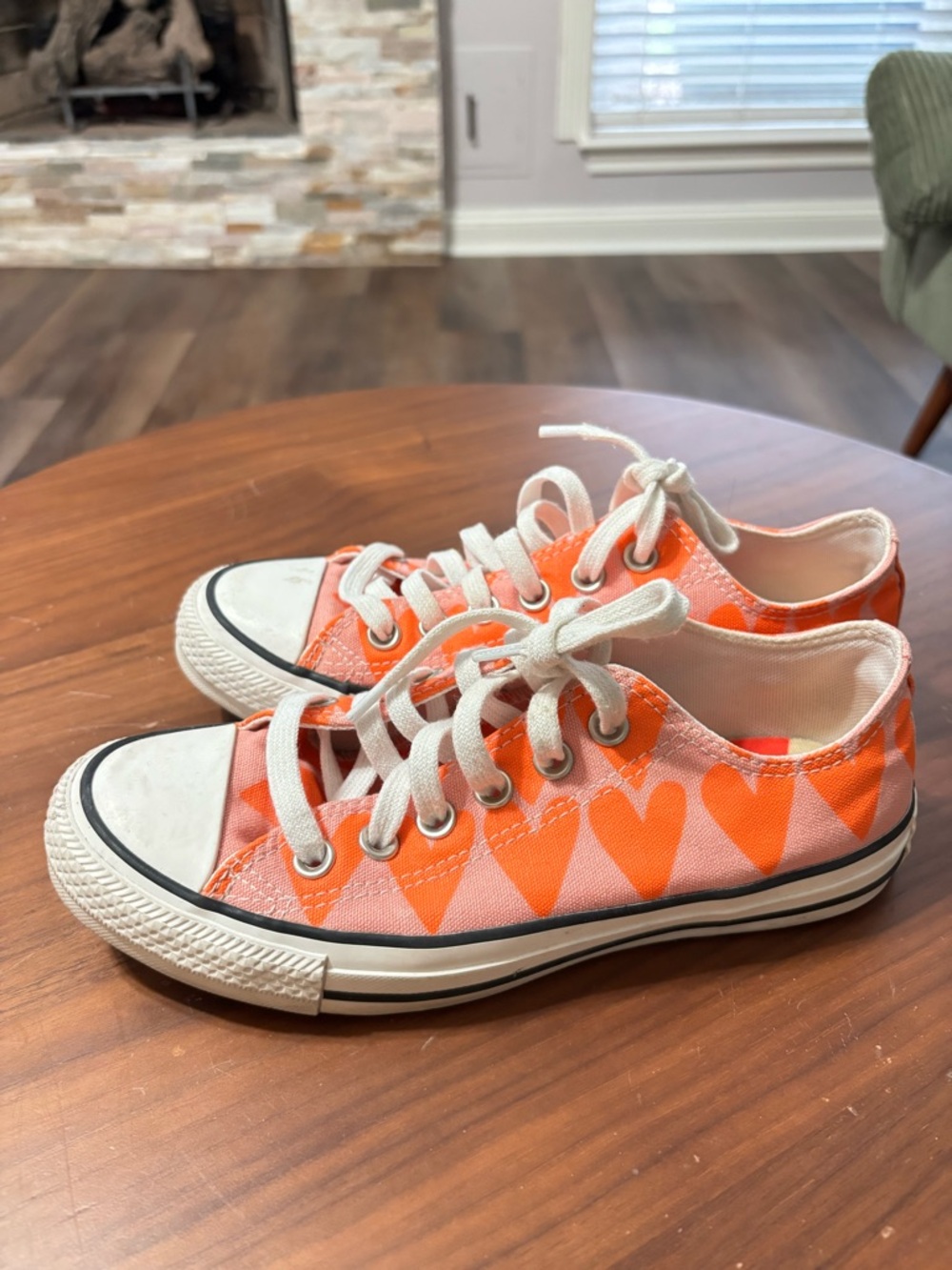 Converse : Orange Heart-Print Canvas Sneakers